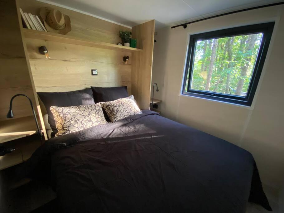 Tiny House Sur Terrain Boise A 10 Mn De La Mer Ferel Exterior photo